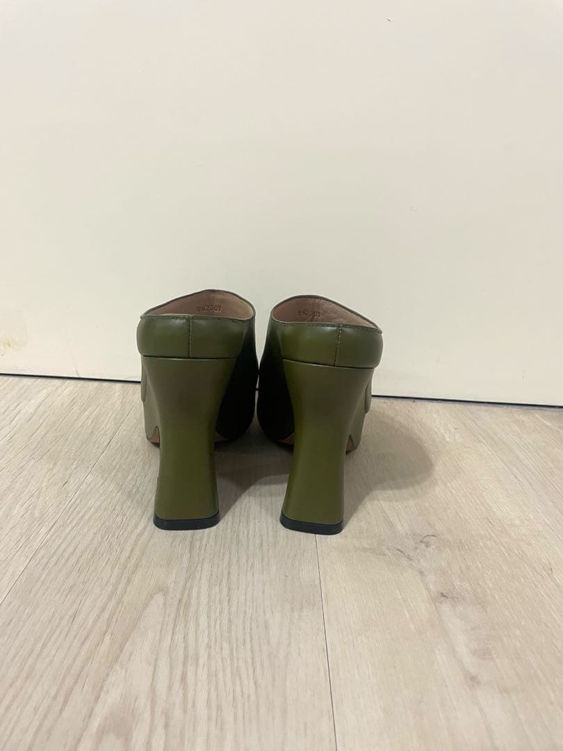 LOEWE テラクロッグ