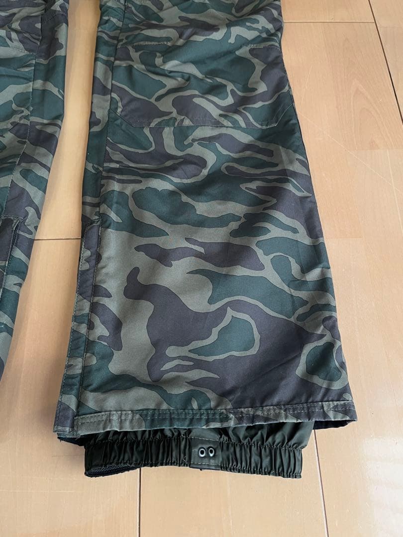 Burton ビブパンツ AG BREAKNECK BIBメンズS 迷彩