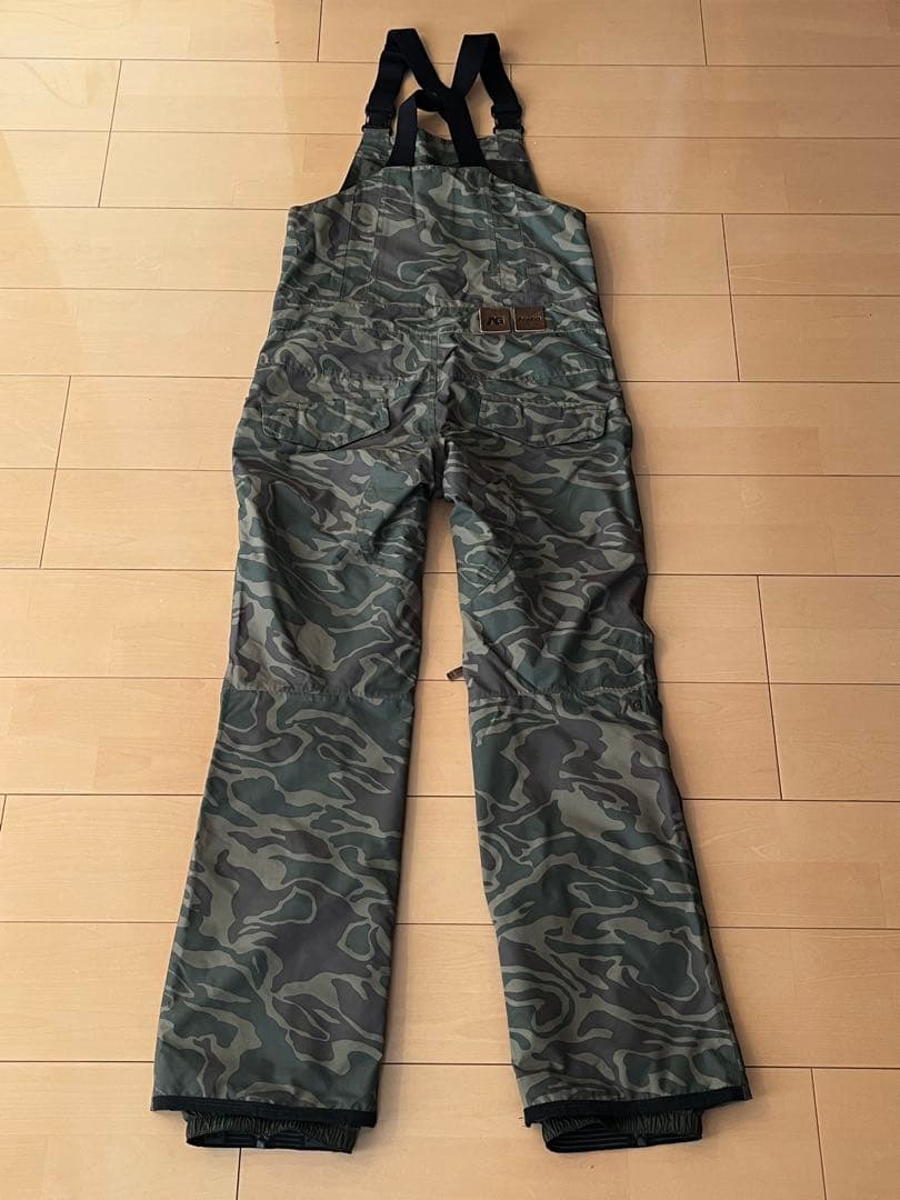 Burton ビブパンツ AG BREAKNECK BIBメンズS 迷彩