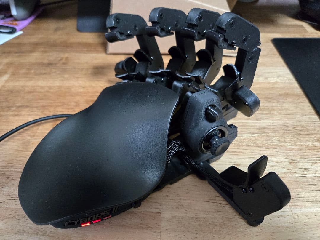 Azeron Cyborg Ⅱ ゲーミング左手デバイス ブラック スタンド付き