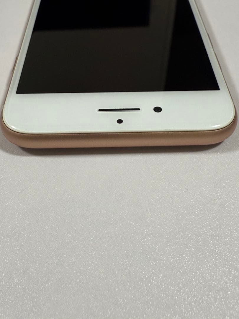 あ*い様 Apple iPhone 8 ゴールド バッテリー92%