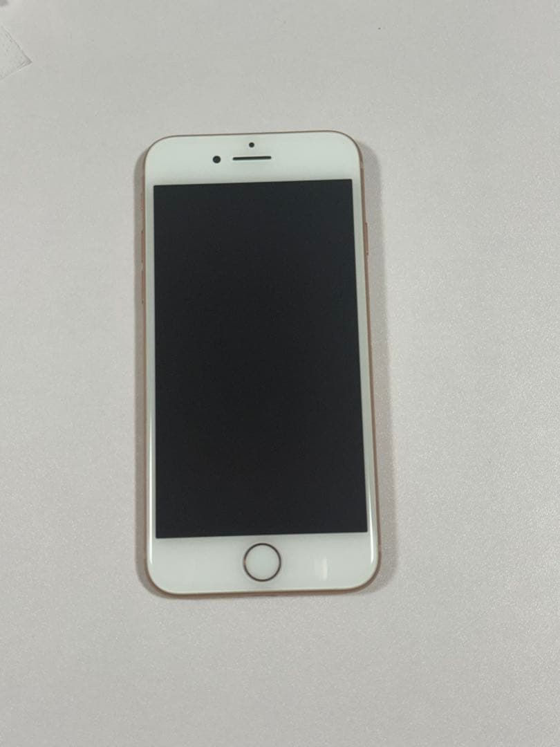 あ*い様 Apple iPhone 8 ゴールド バッテリー92%