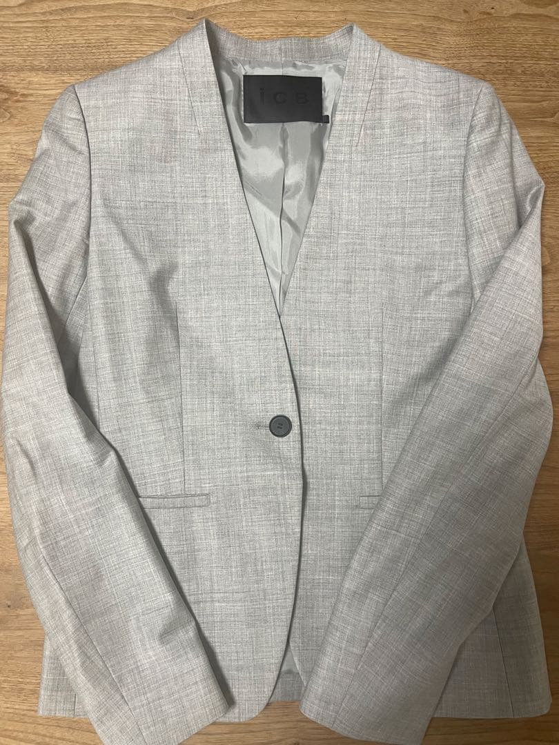 本日限定値下げ【未使用品】ICB 1つボタン ノーカラー パンツ スーツ