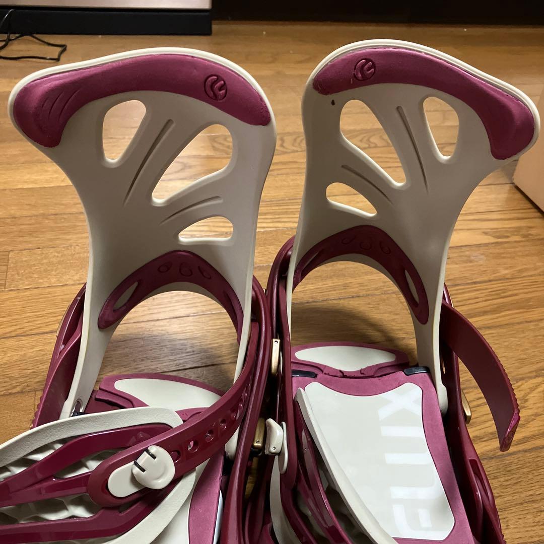 スノーボード ビンディング FLUX白/赤