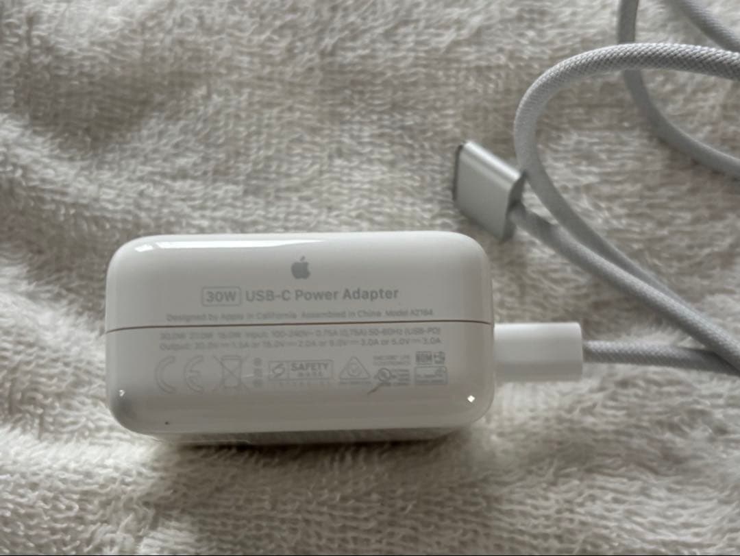 MacBookAir M2 2022版 中古品