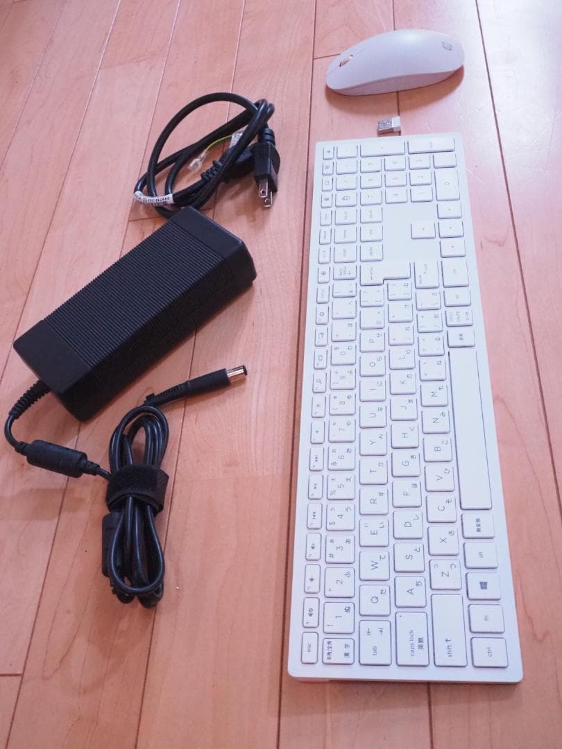 HP All-in-One PC Intel Core i7 8世代 WQHD