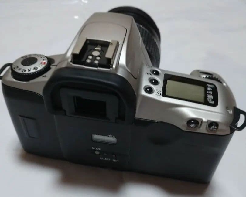 フィルムカメラ Canon EOS KISS3