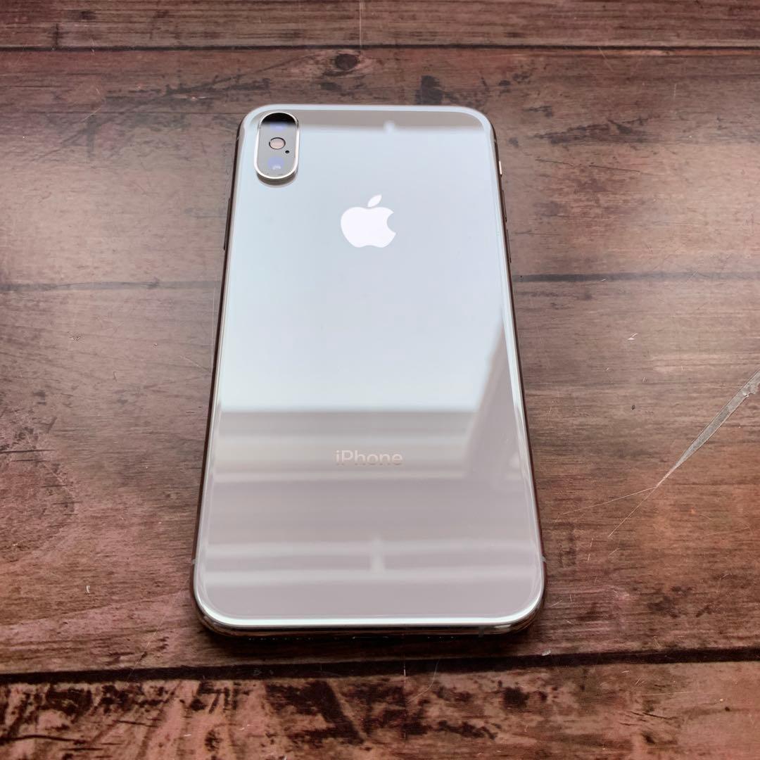 iPhoneXs 本体　64GB シルバー　simロックなし　非純正バッテリー