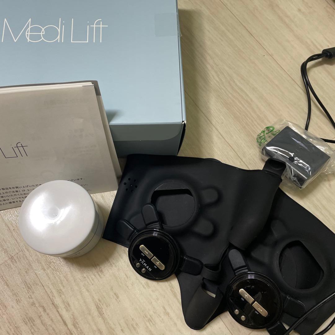 ヤーマンMediLift Plus メディリフト プラス EPM-18BB-1