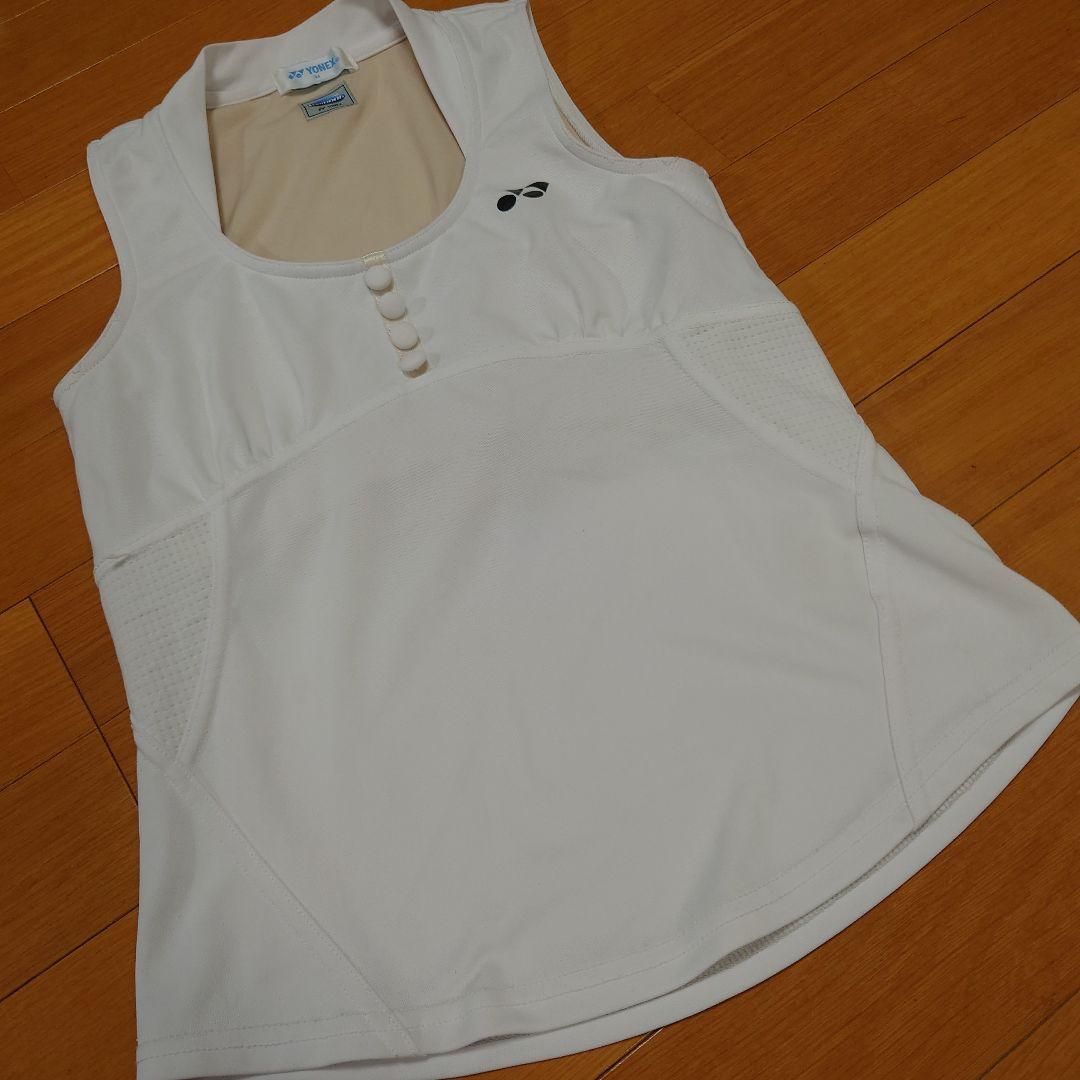 テニスウェア✨ヨネックス✨トップス２枚Мsize✨&スコート１枚Ｌsize✨