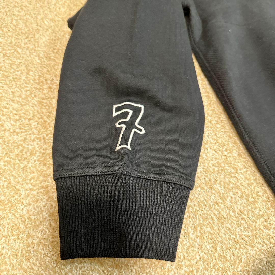 【新品】 Nike SB　パーカー　堀米雄斗　(2XL)　BLACK