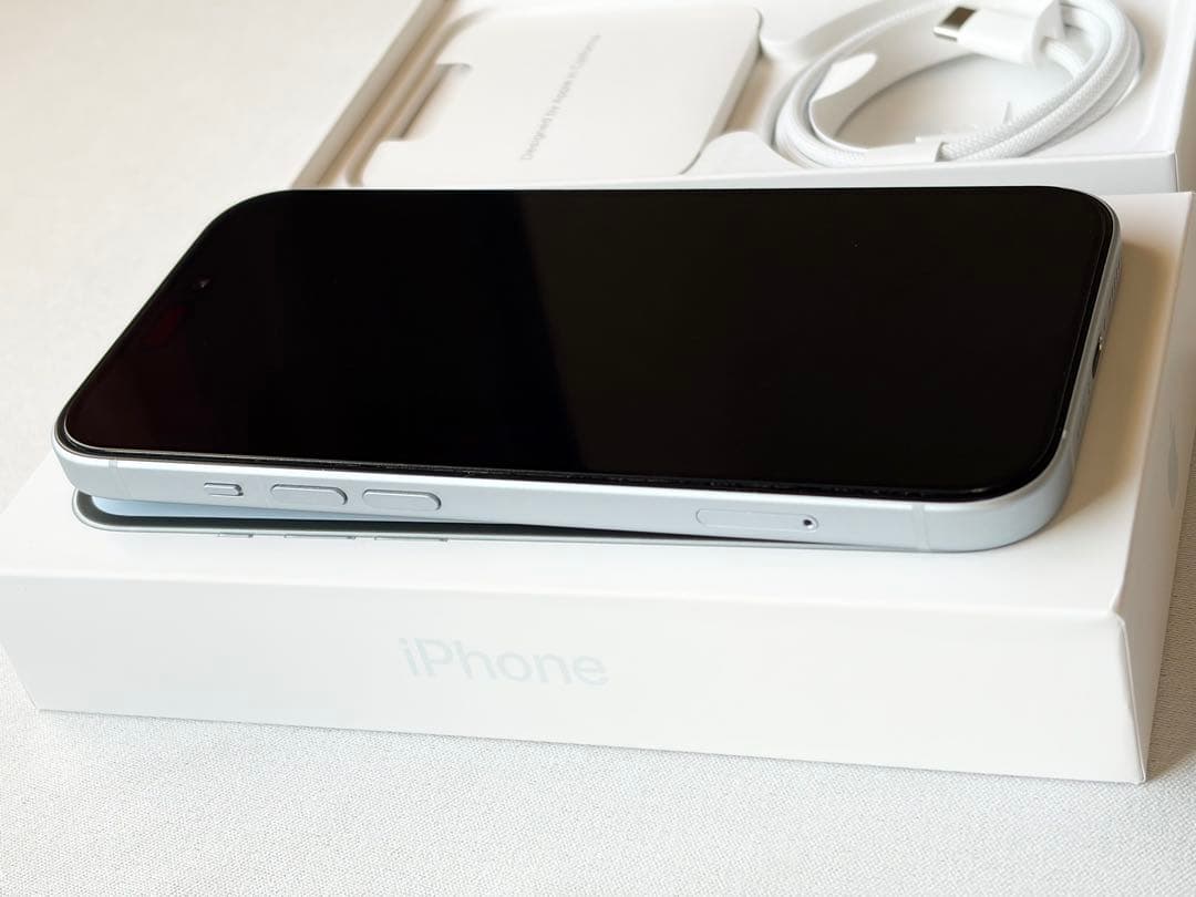 iPhone 15 256GB（ブルー）SIMフリー