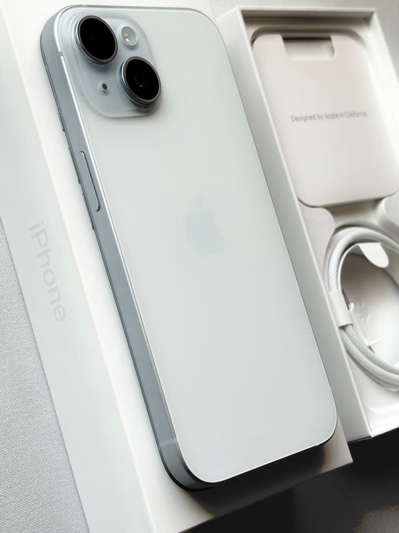 iPhone 15 256GB（ブルー）SIMフリー