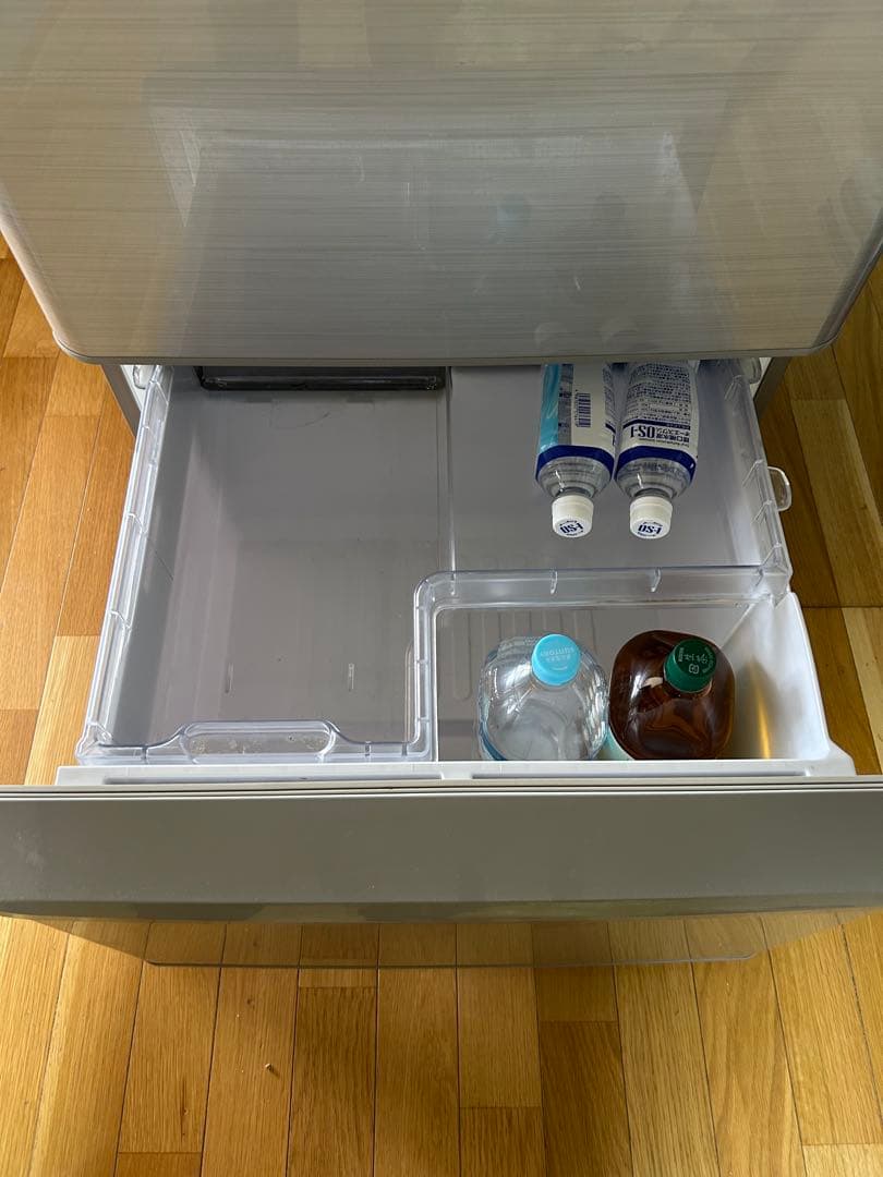 値下げ　シャープ冷蔵庫　★2018年製★SJ-W412D-S