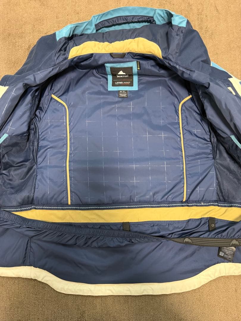 Burton GORE-TEX スノーボードジャケット ウェア Mサイズ