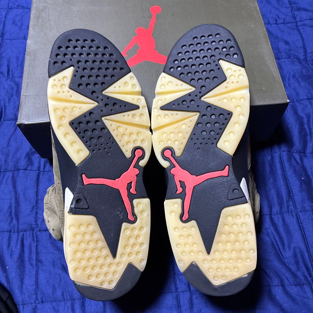 Travis Scott × Nike Air Jordan 6 Olive