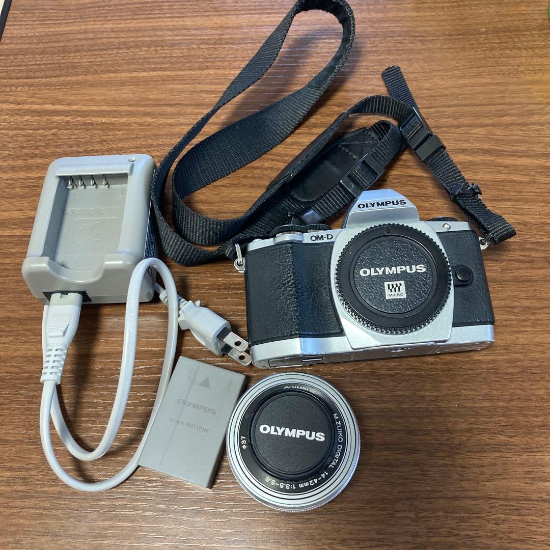 デジタルカメラ OLYMPUS OM-D E-M10