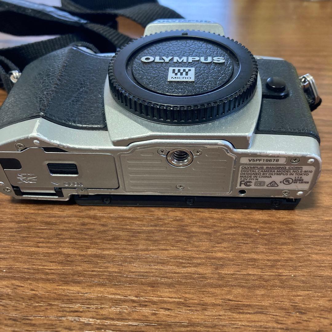 デジタルカメラ OLYMPUS OM-D E-M10