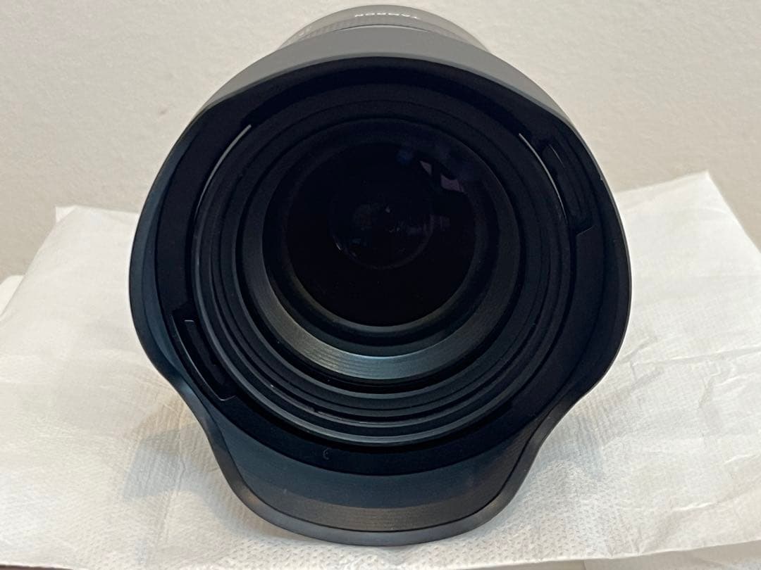 TAMRON 28-75mm F/2.8 Di III RXD 傷あり