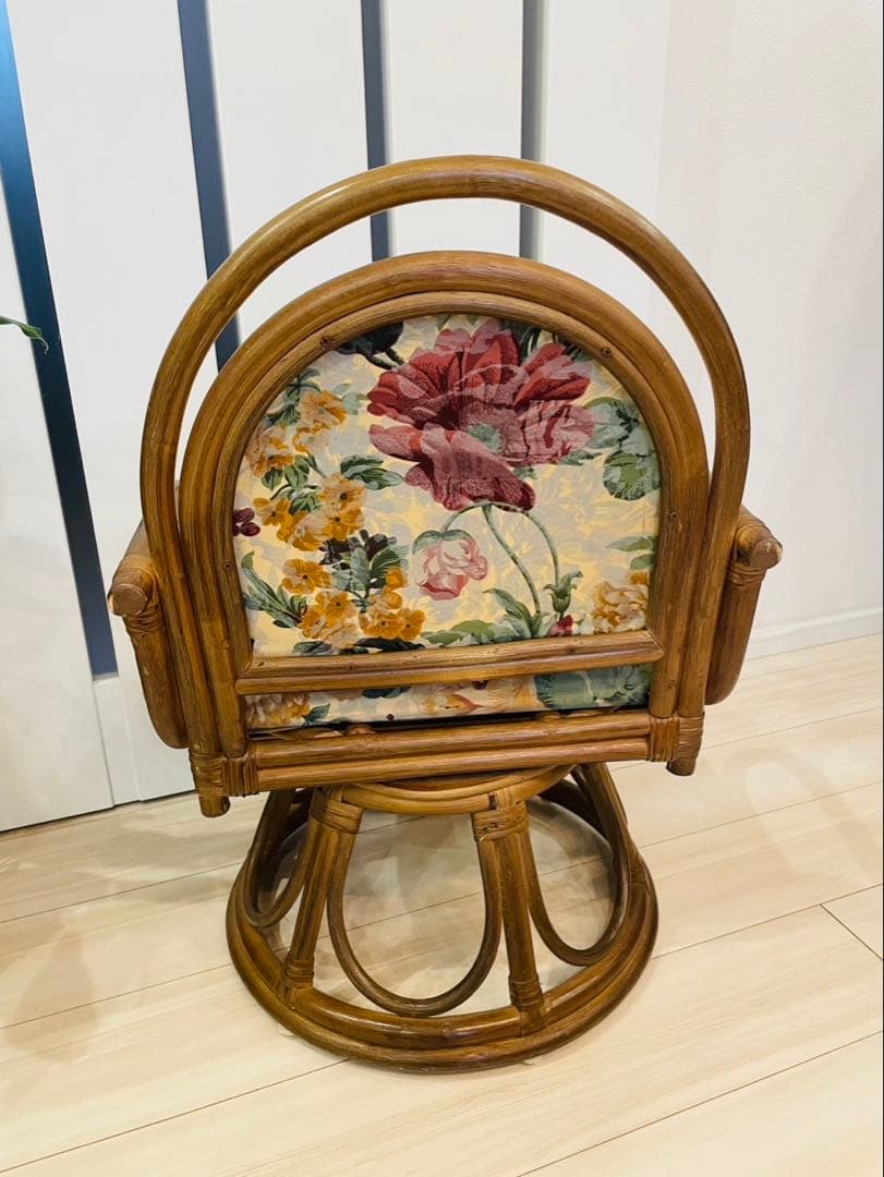 送料込み　ラタン　回転椅子　レトロ