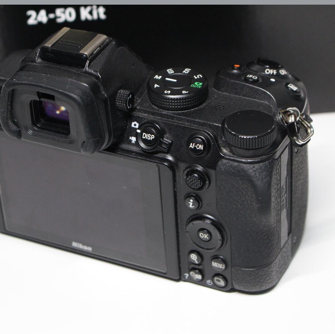 Nikon Z5 ミラーレス一眼 本体　ボディ ニコン