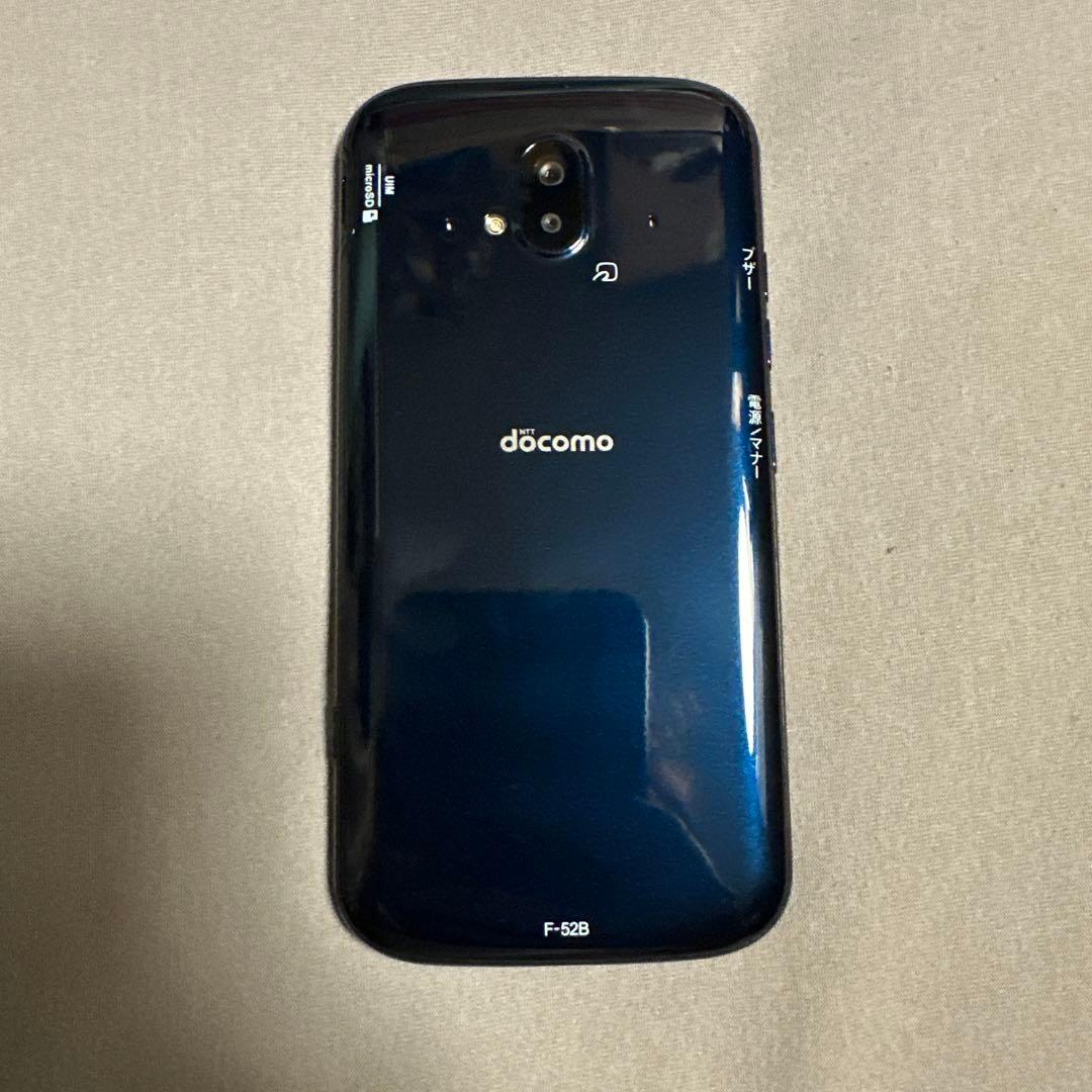 docomo らくらくスマートフォン F-52B SiMフリー 2