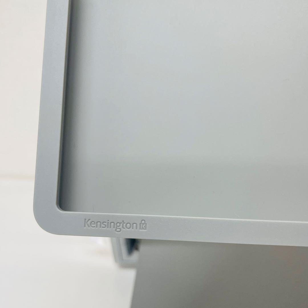 Kensington SD7000 Surface Proドッキングステーション