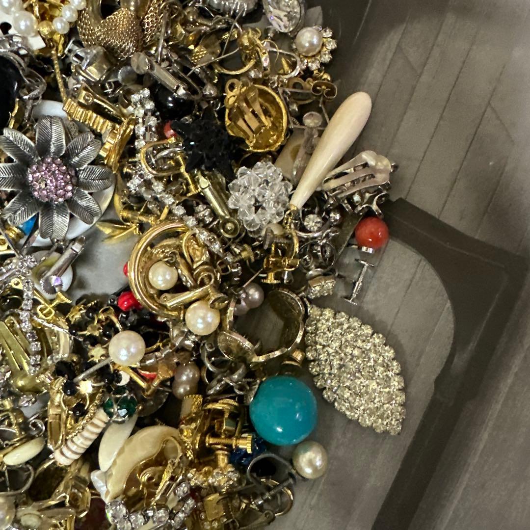 遺品整理品　イヤリング　ピアス類　no2