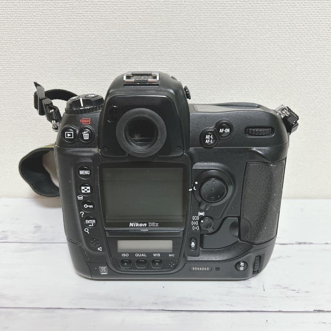 【ジャンク】　NIKON D2X 動作未確認　パーツ取り