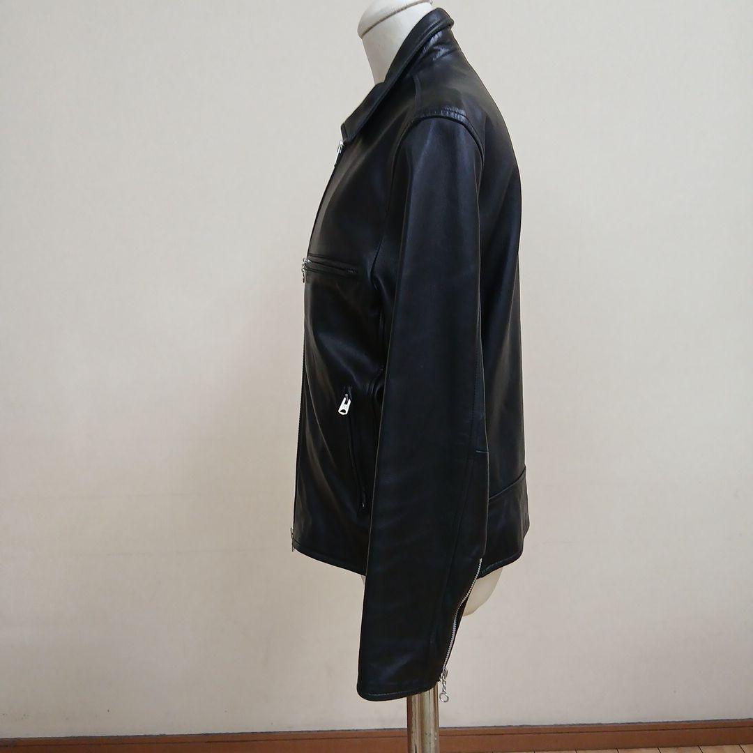 レトログレード襟つきシングルライダースシープスキン