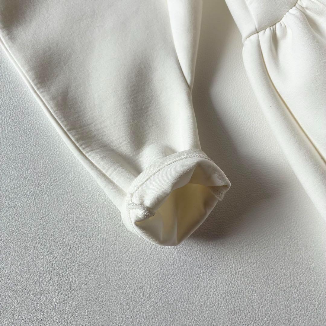 ツルバイマリコオイカワ　ペプラムブラウス　ホワイト　もちもち生地　ウォッシャブル