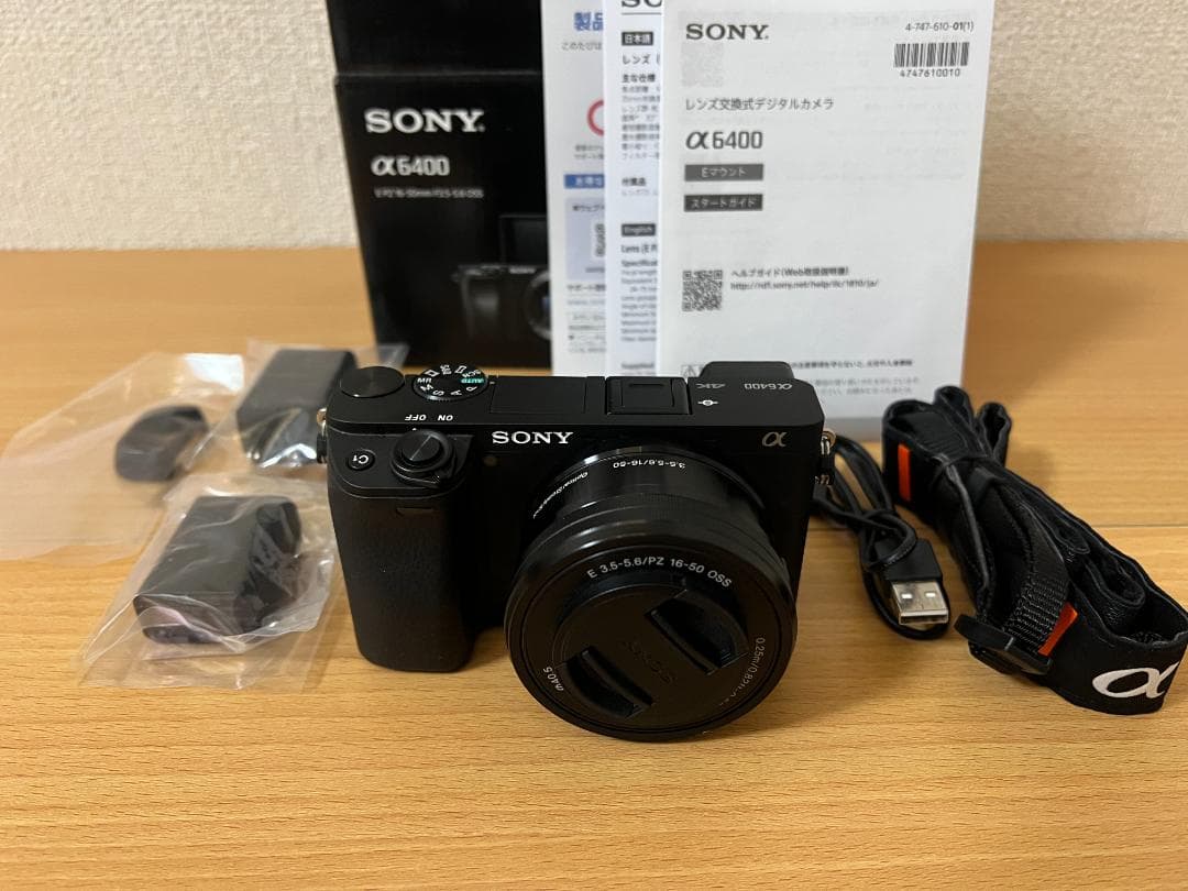 超美品 SONY α6400 パワーズームレンズキット ブラック