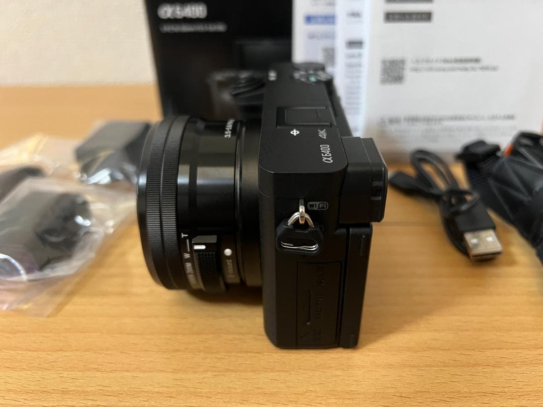 超美品 SONY α6400 パワーズームレンズキット ブラック