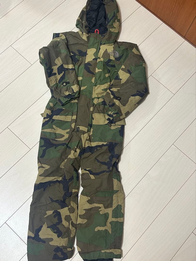 The North Face 迷彩 スノーボードウェア　120cm