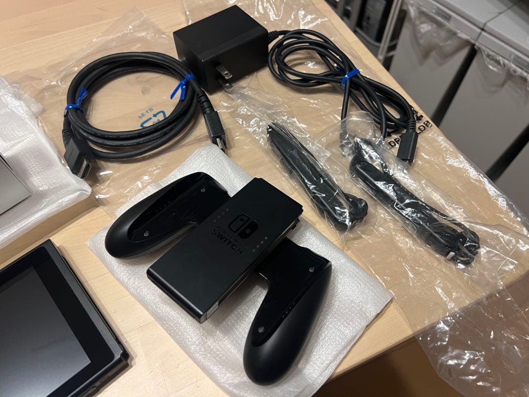 ニンテンドースイッチ ジョイコンなし