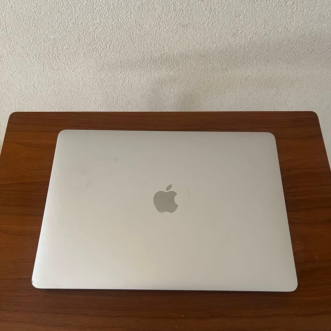 MacBook Air 2020 13インチ シルバー i5 8GB/512GB