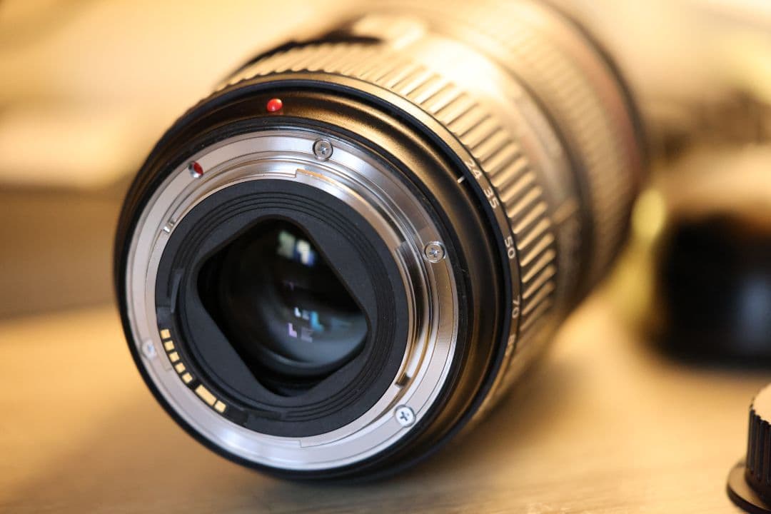 EF 24-105mm f/4L IS II USM 標準ズームレンズ