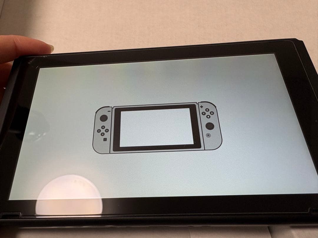 Nintendo Switch ネオンブルー、レッド