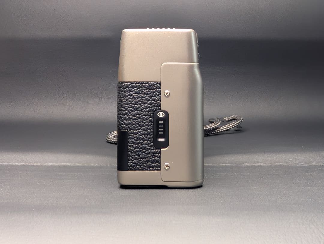 Nikon 35Ti コンパクトフィルムカメラ