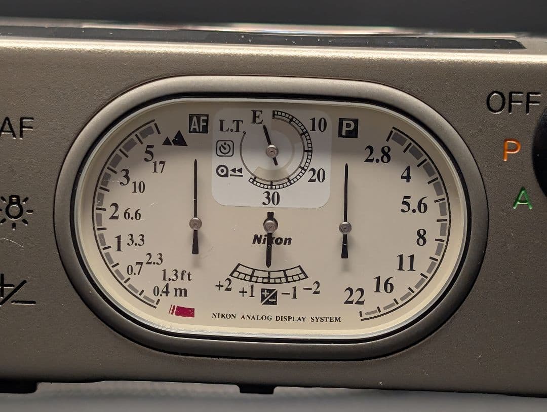 Nikon 35Ti コンパクトフィルムカメラ