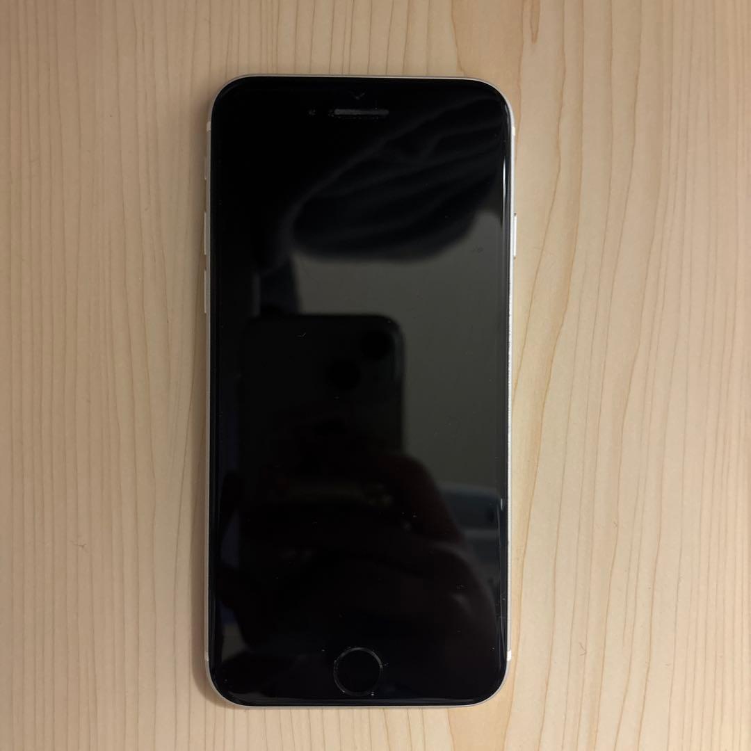 iPhone SE第二世代　ホワイト