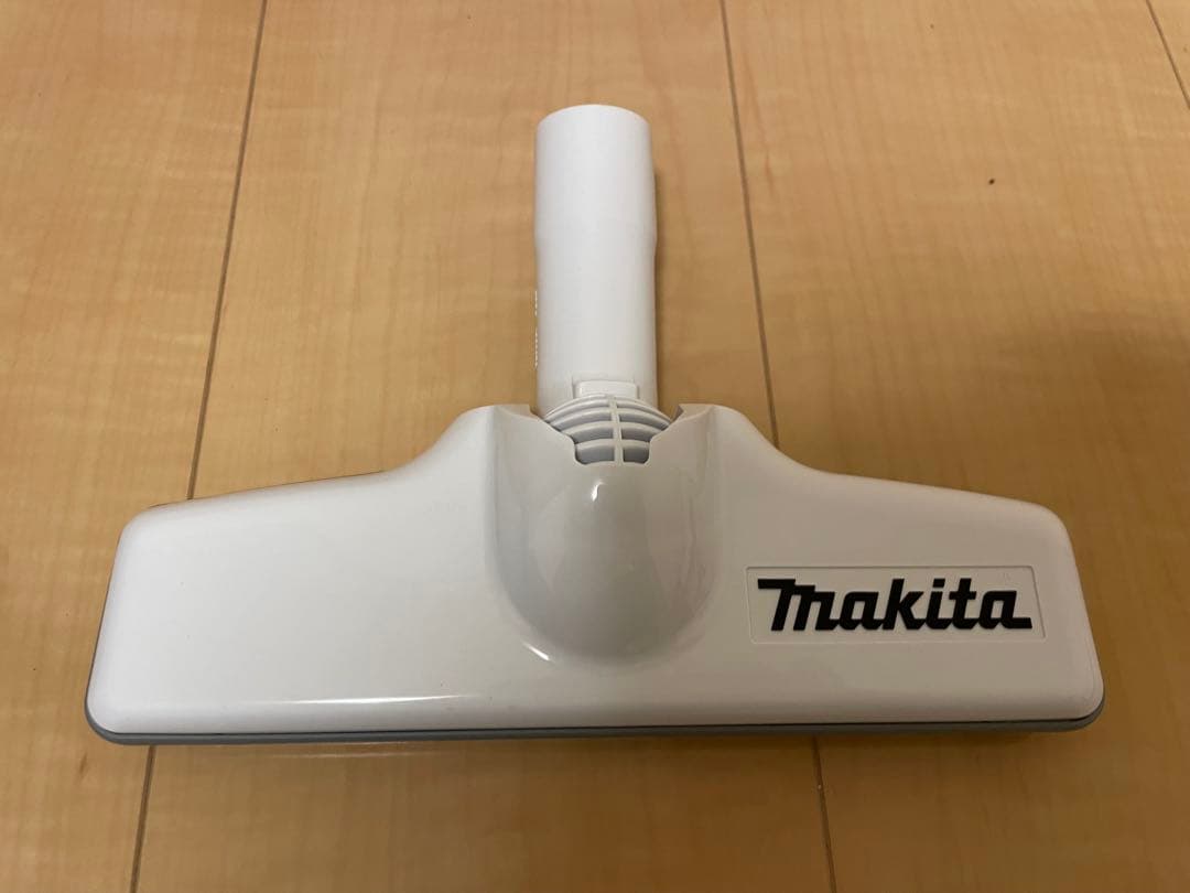 【未使用品】makita マキタ 充電式クリーナ CL181FDRFW ホワイト