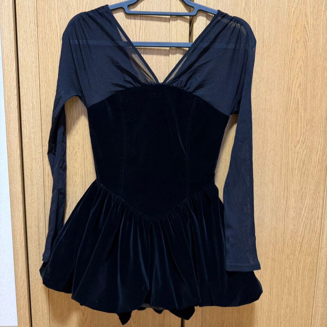 ◎即購入　polaura ベロアビスチェバルーントップス　ブラック