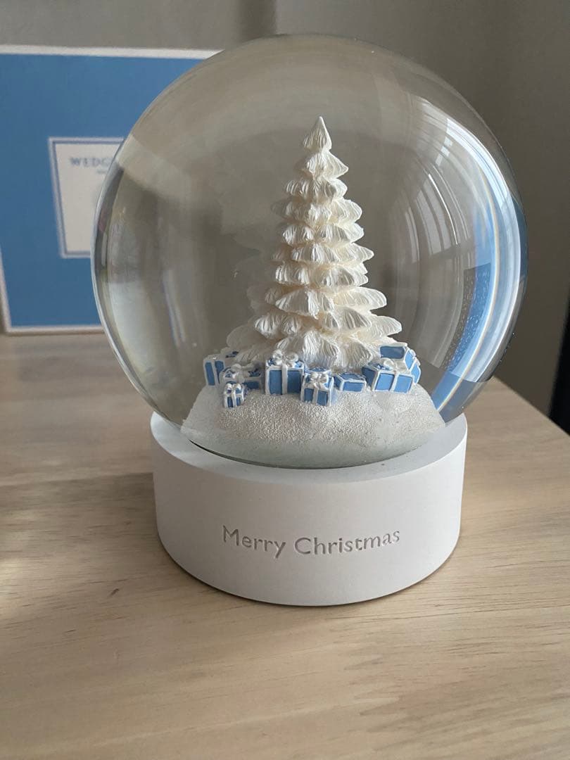 ウェッジウッド　クリスマス　スノーグローブ　新品未使用