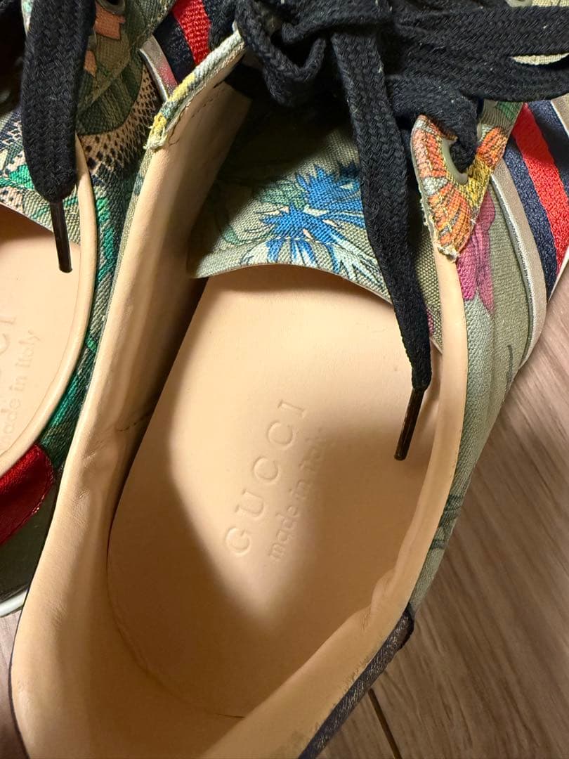 GUCCI カラフル花柄 スニーカー