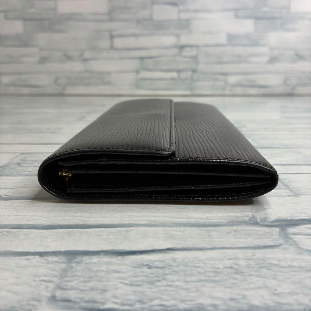 未使用級　55 LOUIS VUITTON ルイヴィトン　長財布　二つ折り財布