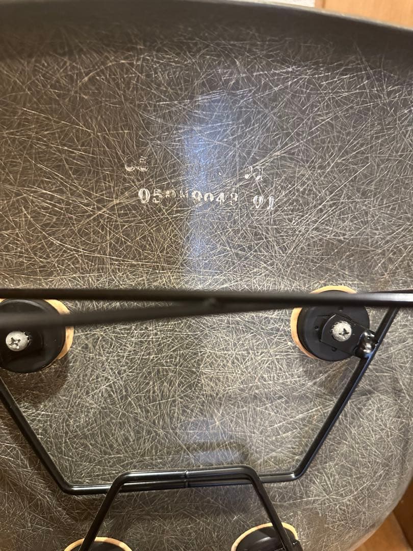 イームズ　アームシェルチェア