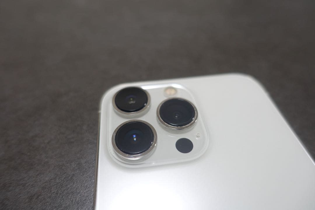 Apple iPhone 13 Pro 256GB 本体 シルバー