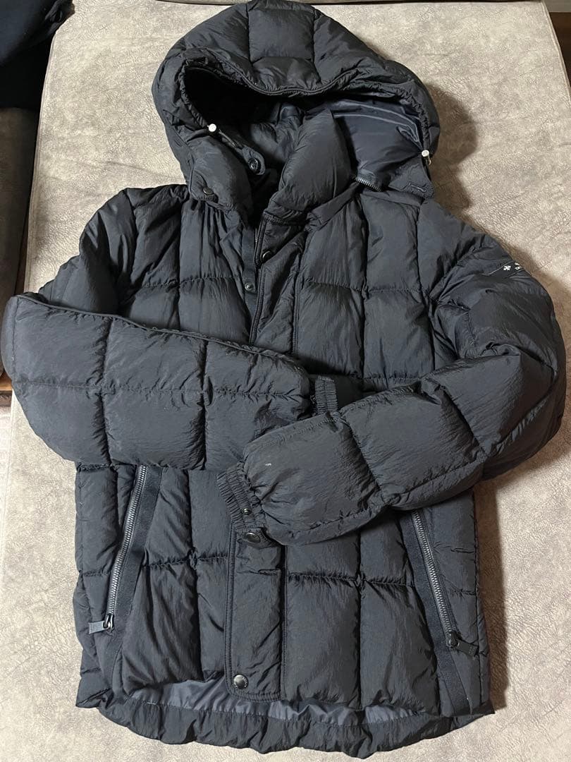 【極美品】タトラス　ダウンジャケット