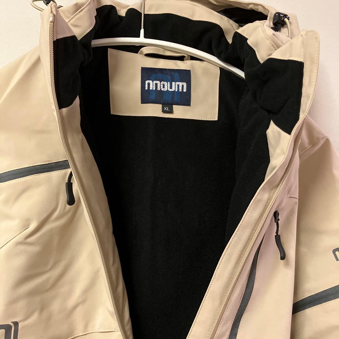 nnoumスキー、スノボーウェア上下セット新品未使用